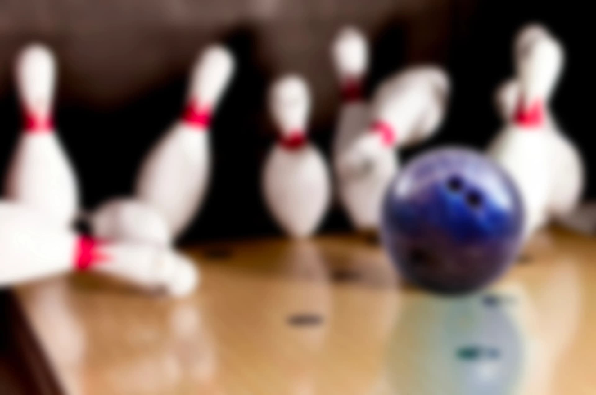 Bowling • Food • Drinks • More! The 10th Frame